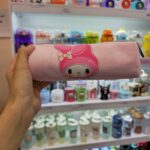 جامدادی تک‌زیپ مخملی طرح کرومی