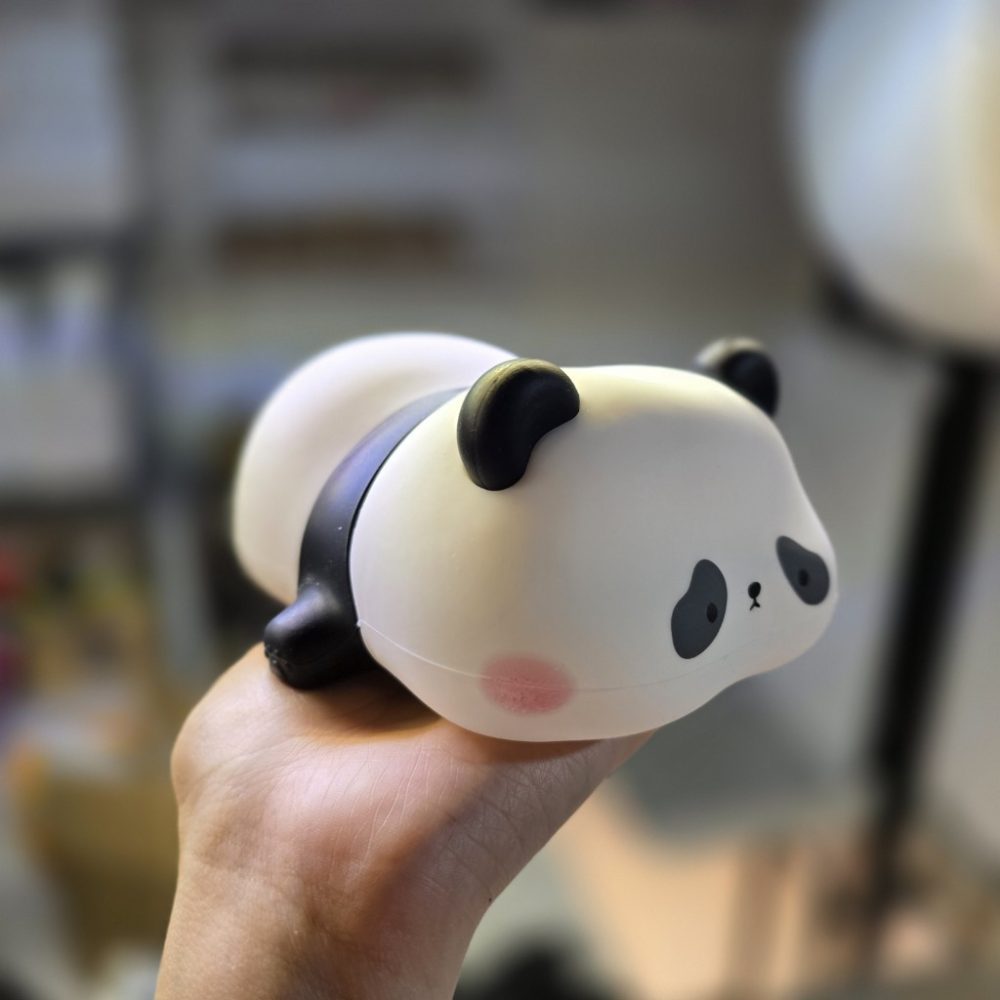 چراغ خواب سیلیکونی هفت رنگ طرح پاندا خوابیده