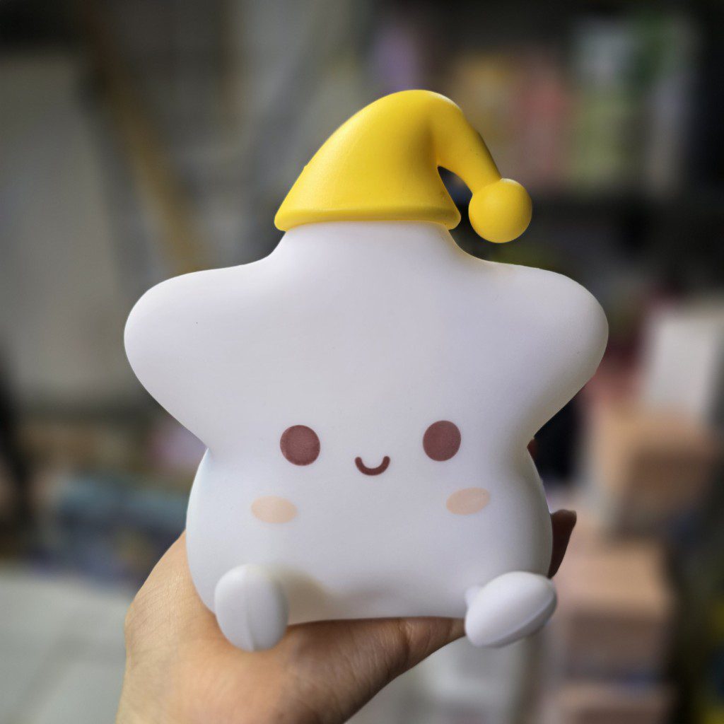 20251026_165758_copy_1024x1024 چراغ خواب سیلیکونی هفت رنگ طرح ستاره