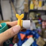 پاک کن و تراش مخزن دار برند توچین تنه درخت رنگ زرد - Image 2