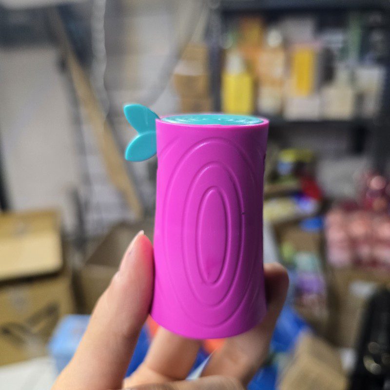 پاک کن و تراش مخزن دار برند توچین تنه درخت رنگ صورتی