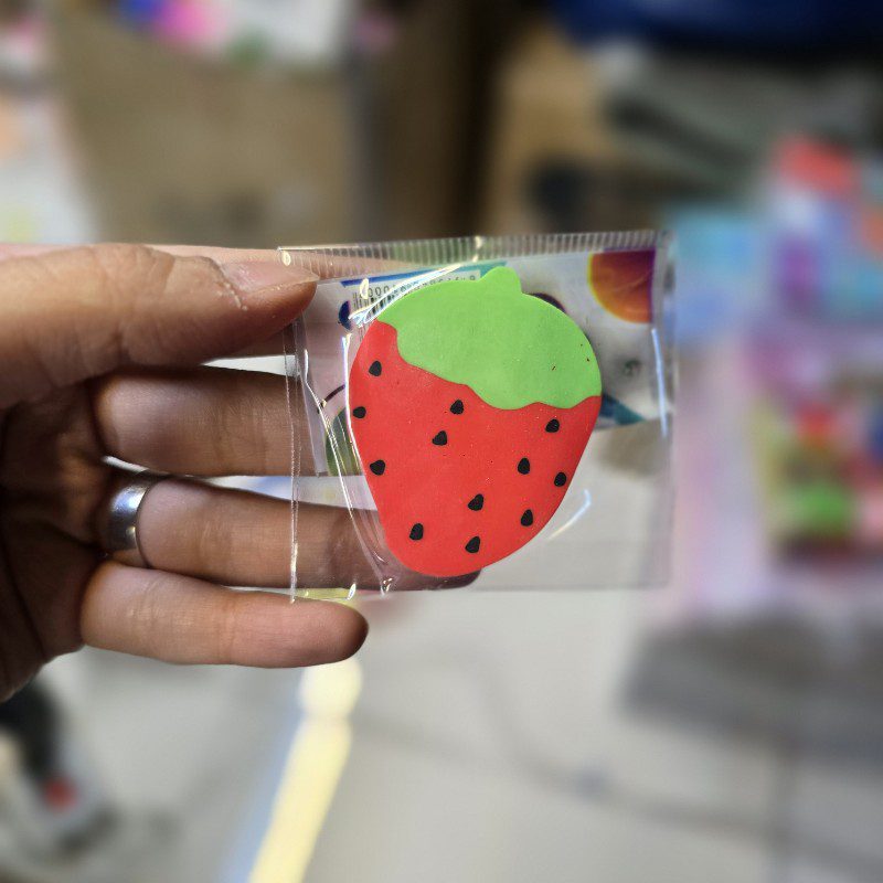 پاک کن طرح توت فرنگی