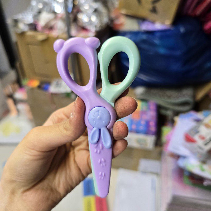 قیچی تیغه پلاستیکی بدون خطر فرمینو رنگ بنفش