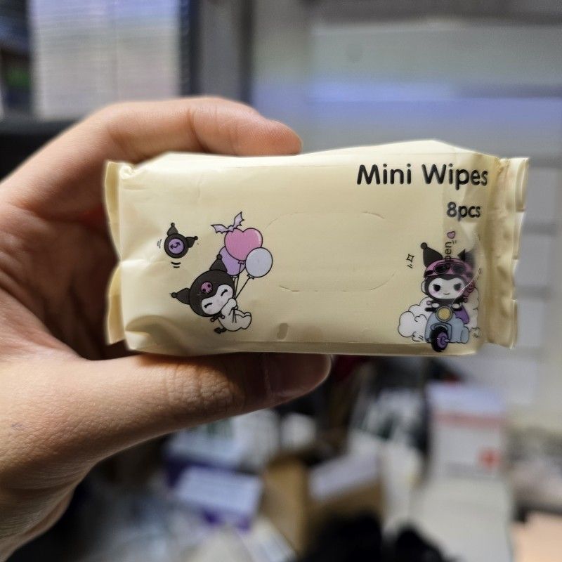 دستمال مرطوب کرومی کرم