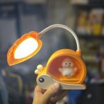 چراغ مطالعه طرح اردک نارنجی