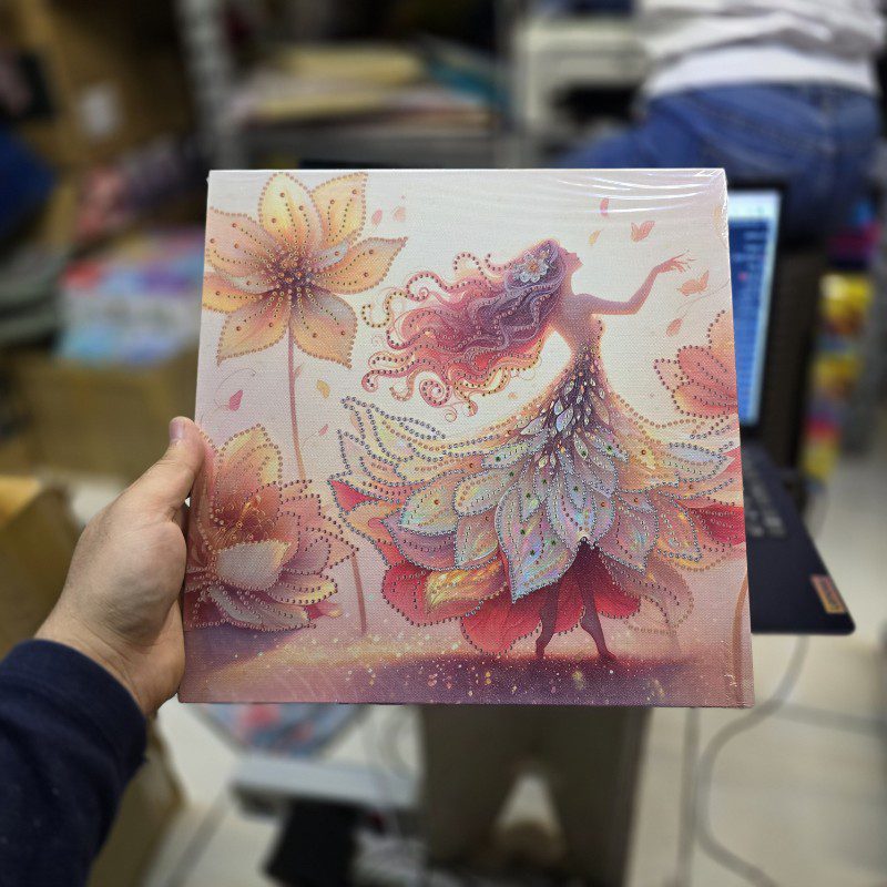 ۶_copy_800x800 نقاشی الماسی سایز30در30بزرگسال سری فرشته کد06