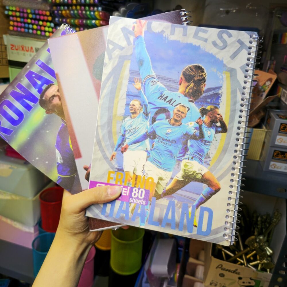 دفتر طرح فوتبالی 80برگ جلد طلقی