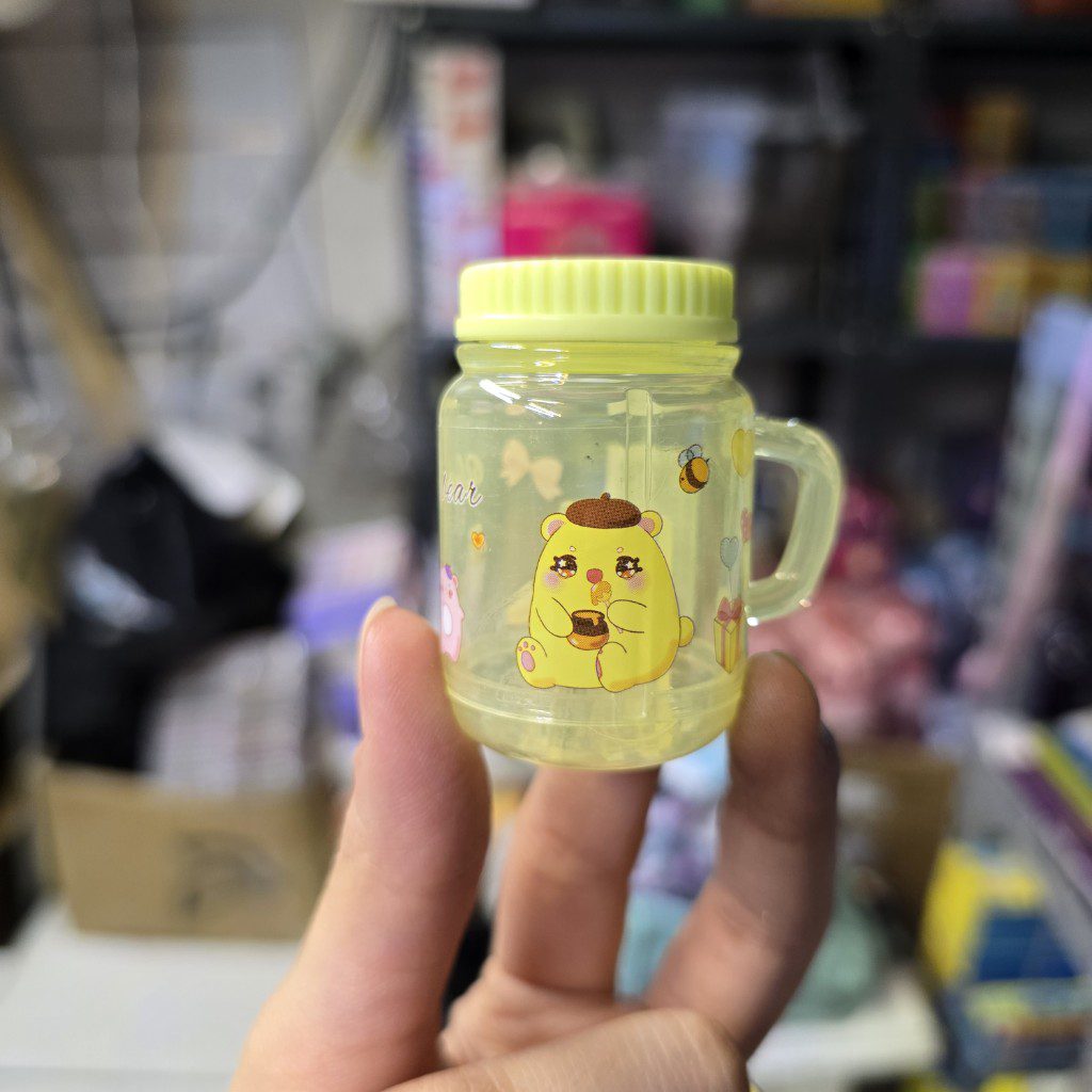 20251022_203107_copy_1024x1024 تراش مدل لیوان پوم پوم