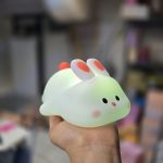 چراغ خواب سیلیکونی هفت رنگ طرح خرگوش خوابیده روشن