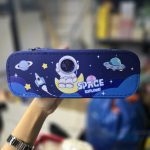 جامدادی دو زیپ طرح پاندا فضانورد