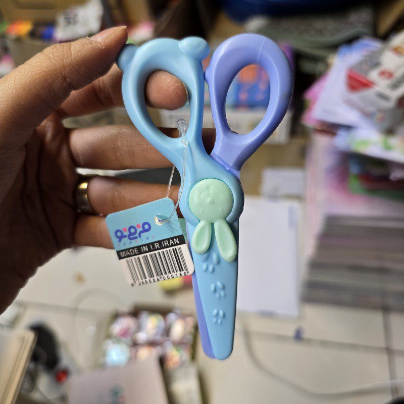 قیچی تیغه پلاستیکی بدون خطر فرمینو رنگ آبی