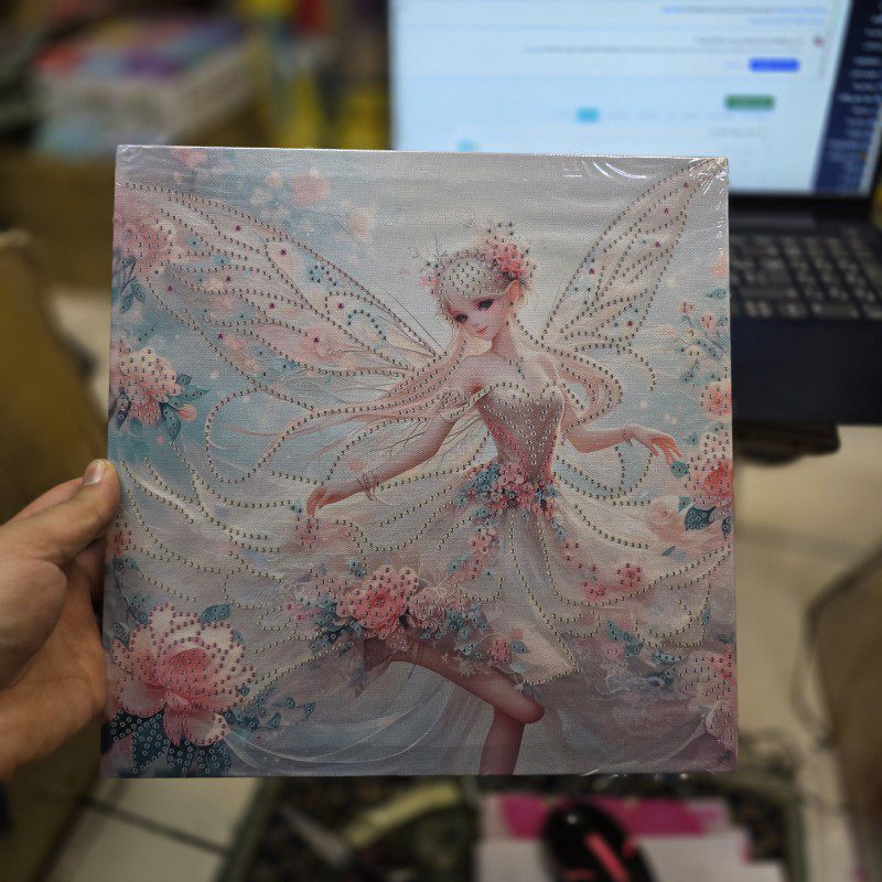 نقاشی الماسی سایز30در30بزرگسال سری فرشته کد02