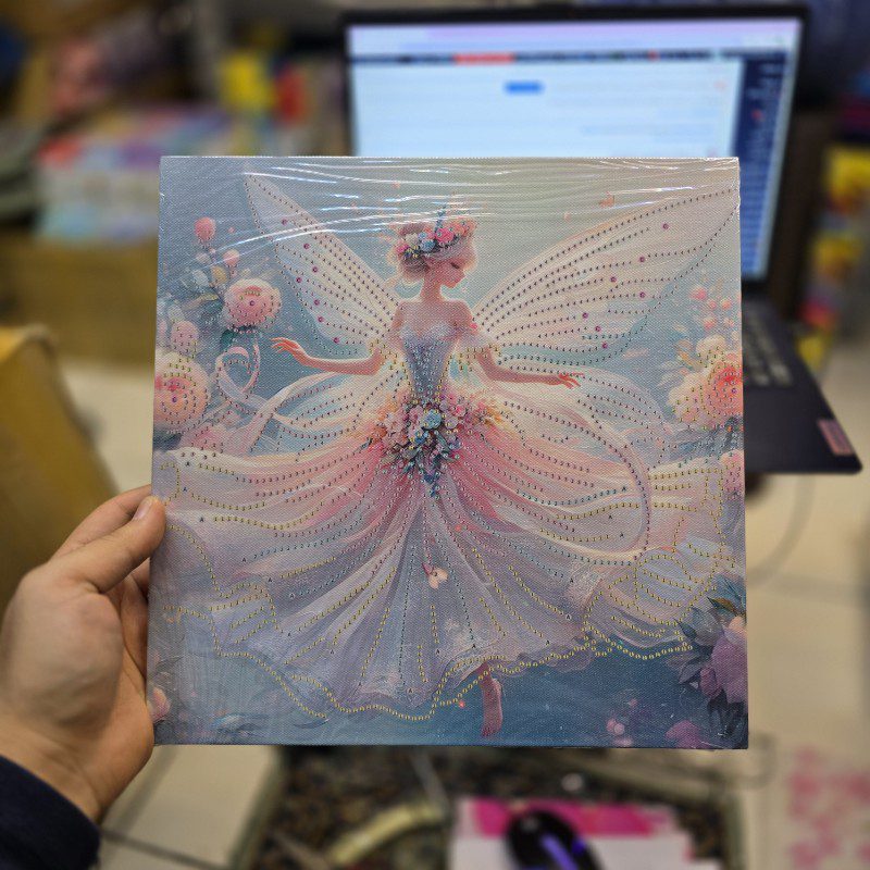 نقاشی الماسی سایز30در30بزرگسال سری فرشته کد09