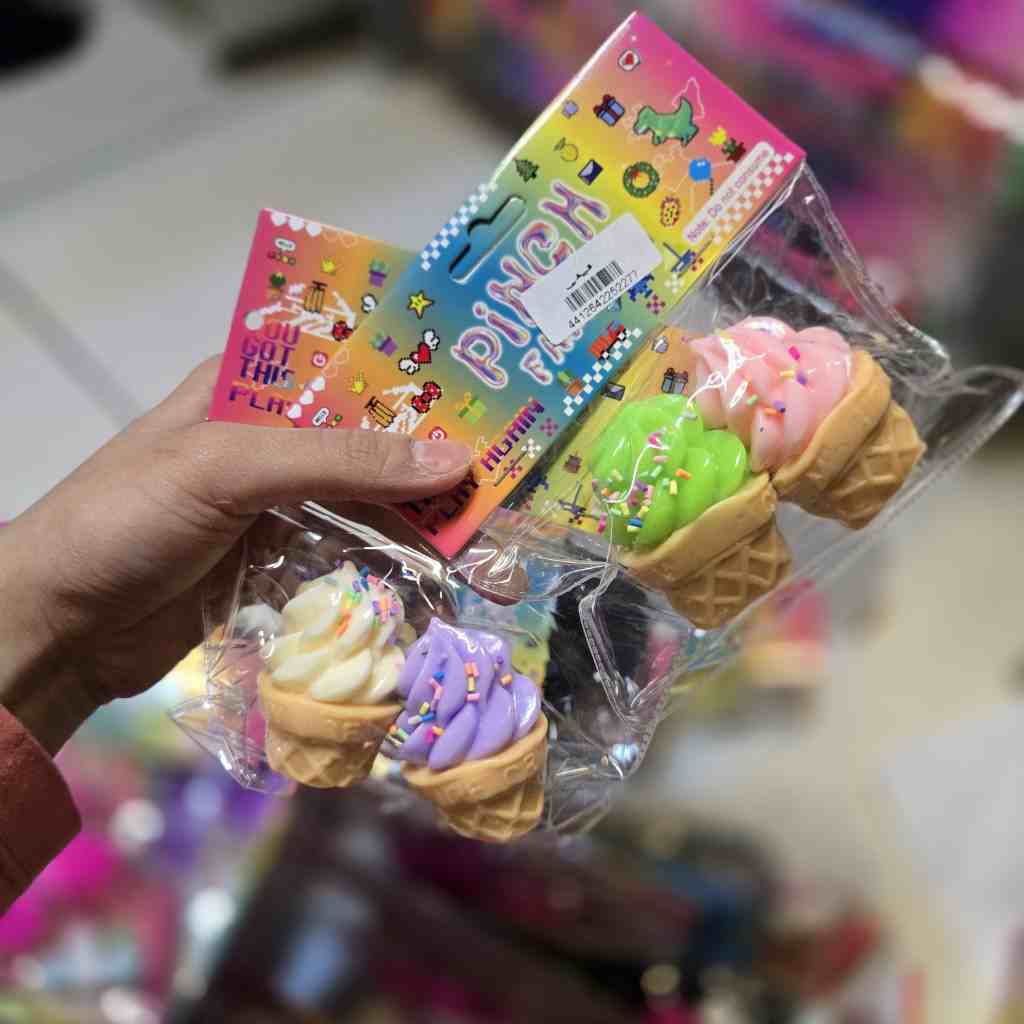 اسکوییشی طرح بستنی قیفی دوقلو