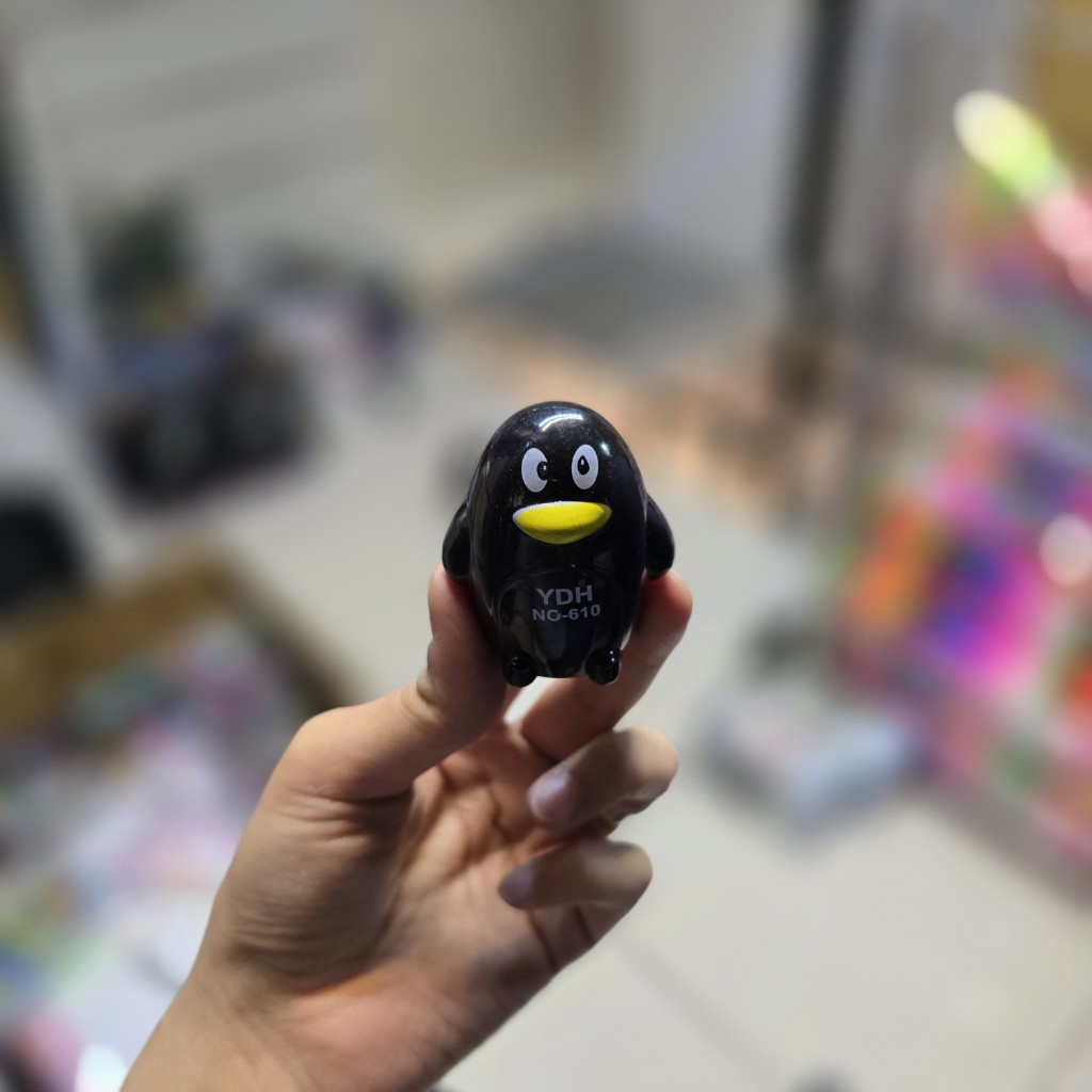 تراش مخزن دار پنگوین رنگ مشکی