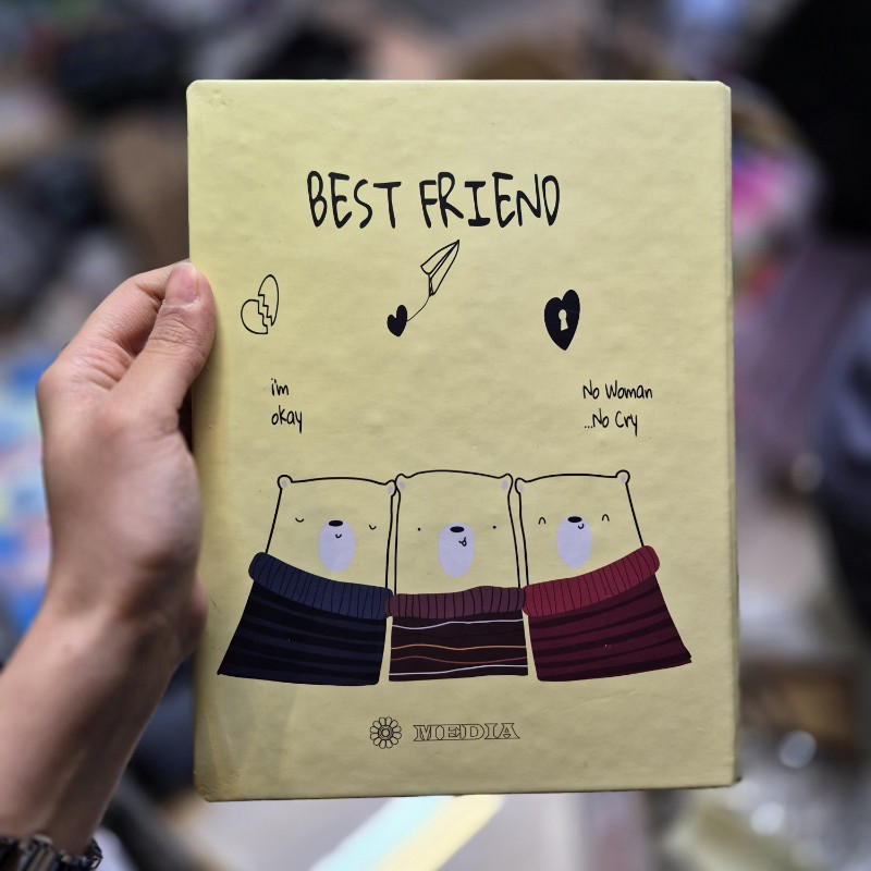 کلاسور 100برگ سایز A5 طرح خرس دوستی