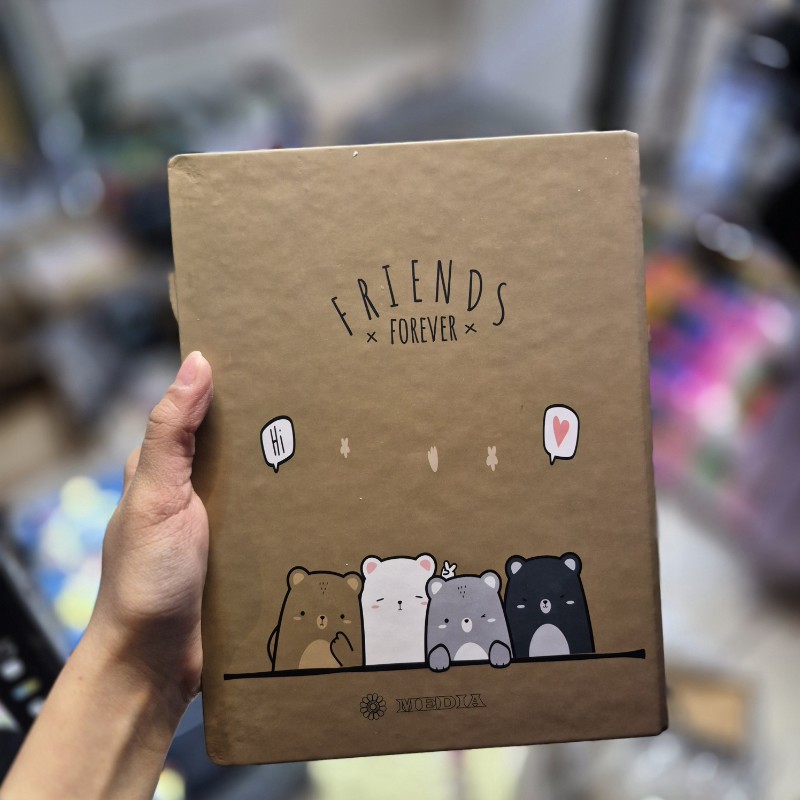 ۲۰۲۵۱۲۱۱_۱۹۰۱۳۶_copy_800x800 کلاسور 100برگ سایز A5 طرح خرس 4تایی