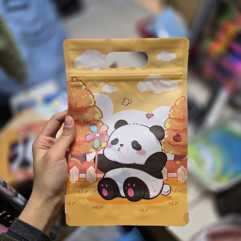 زیپ کیپ دسته دار پاندا و پاییز