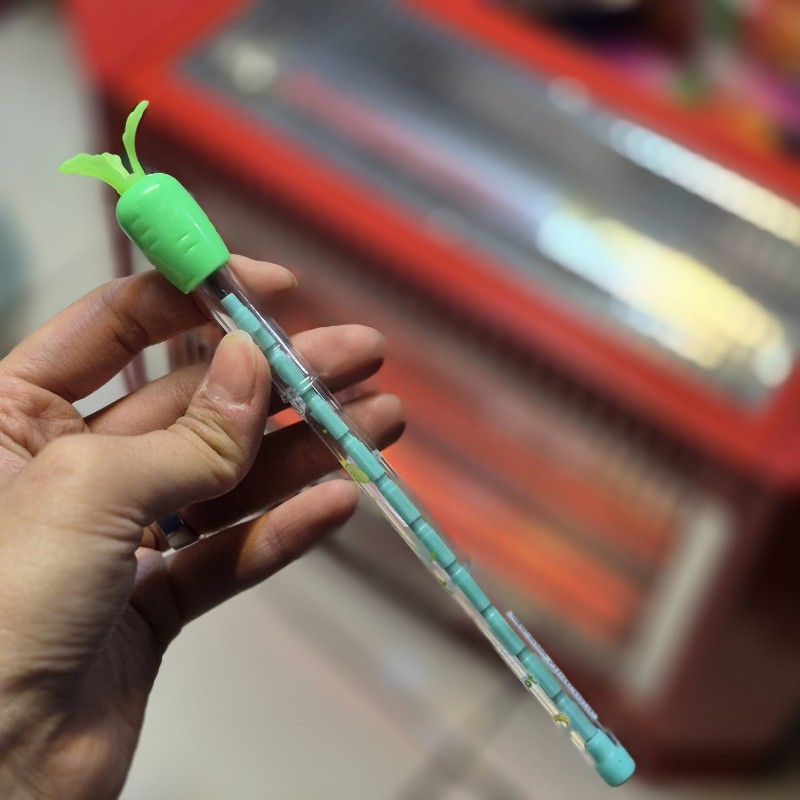 مداد فشنگی طرح هویج سبز