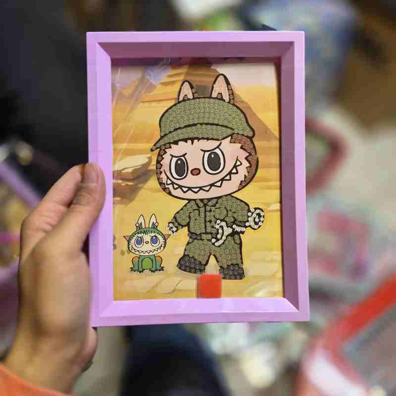 نقاشی الماسی قابدار 13 در 18 طرح لبوبو سرباز