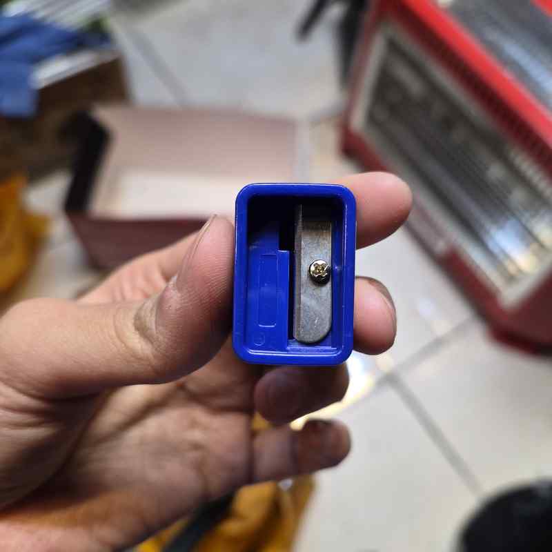 ۲۰۲۵۱۲۲۹_۱۹۵۷۲۷_copy_800x800 تراش تک سوراخ سی کلاس رنگ آبی